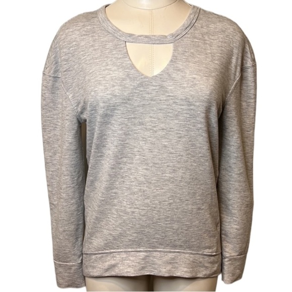 Juicy Couture Tops - Women’s Juicy Couture Gray Long Sleeve Keyhole Neckline Shirt
